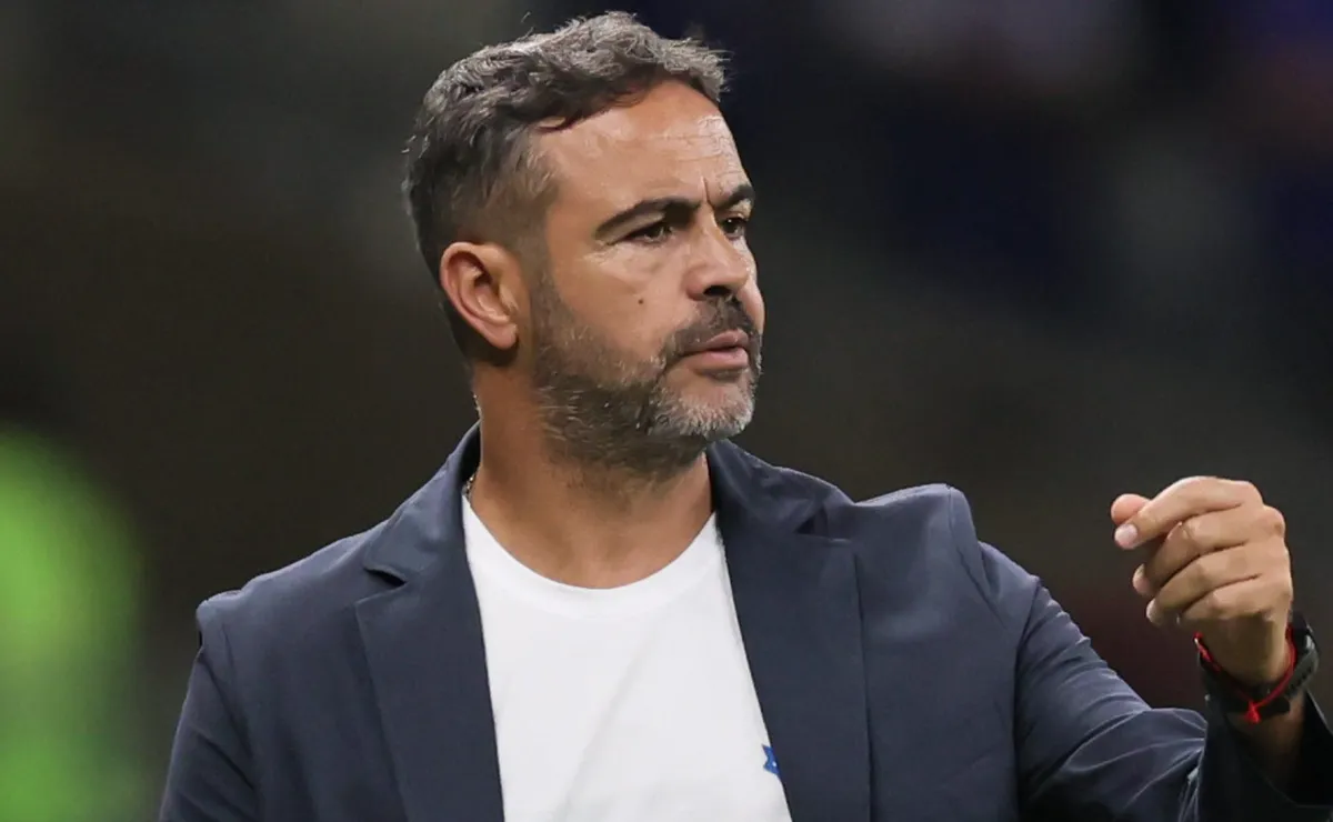 Artur Jorge é o técnico mais rápido a alcançar quatro vitórias pelo Cruzeiro na era SAF