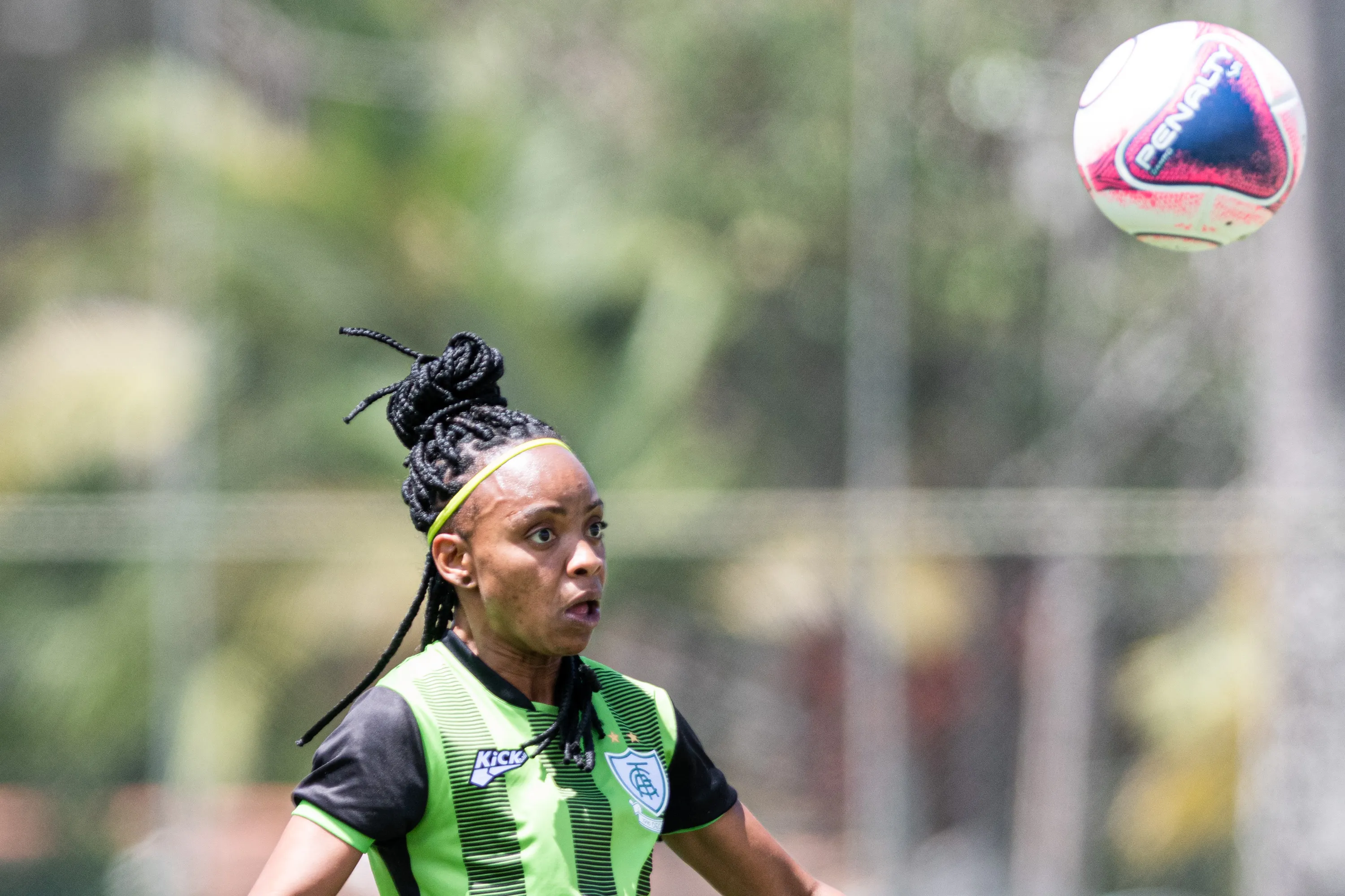 Jogadora do América-MG. Foto: Alessandra Torres/AGIF