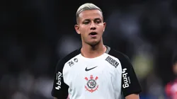 Kayke em campo pelo Corinthians. Foto: Ettore Chiereguini/AGIF
