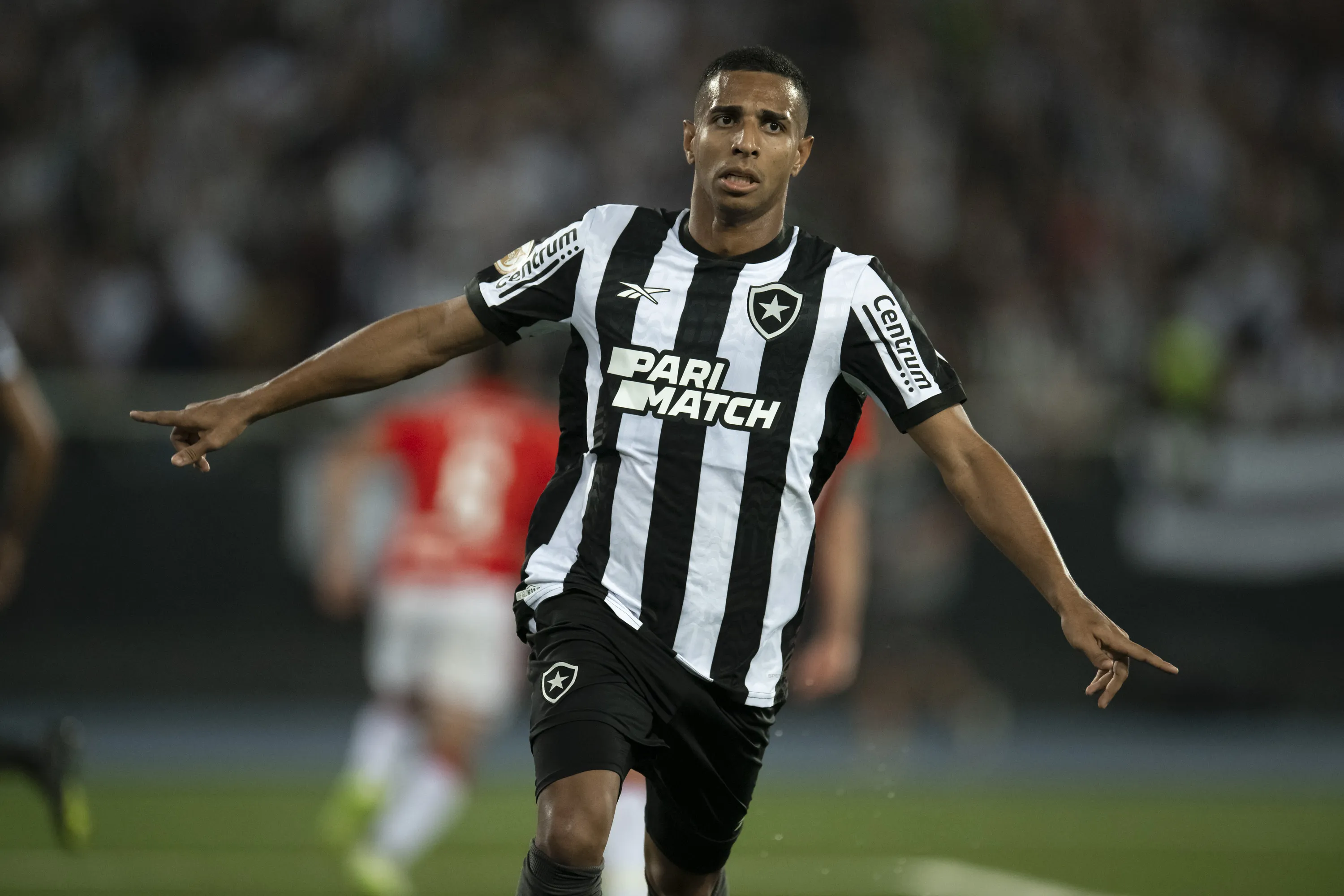 Victor Sá celebra gol diante do Internacional. Foto: Jorge Rodrigues/AGIF