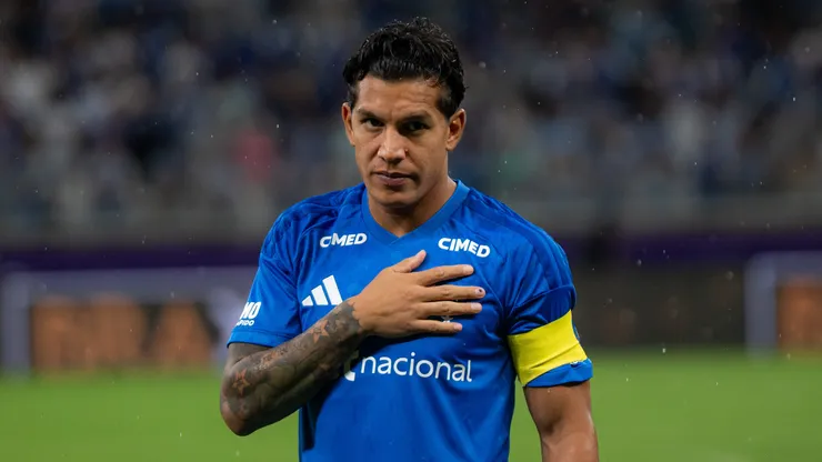 Lucas Romero jogador do Cruzeiro durante partida contra o America-MG no estadio Mineirao pelo campeonato Mineiro 2026. Foto: Alessandra Torres/AGIF