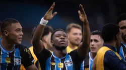 Francis Amuzu jogador do Gremio comemora seu gol durante partida contra o Deportivo Riestra no estadio Arena do Gremio pelo campeonato Copa Sul-Americana 2026. Foto: Maxi Franzoi/AGIF