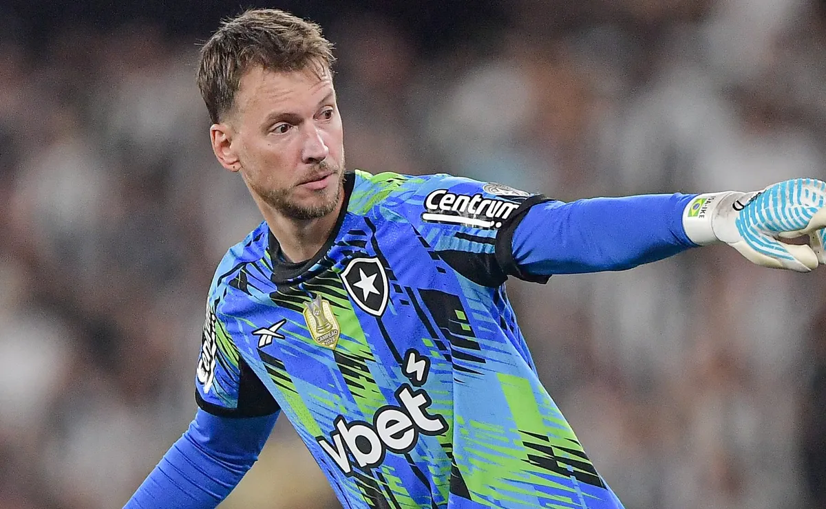 Neto volta a disputar à Copa do Brasil pelo Botafogo após falha marcante na eliminação de 2025