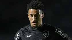 Gregore, meio-campista do Botafogo - Foto: Thiago Ribeiro/AGIF