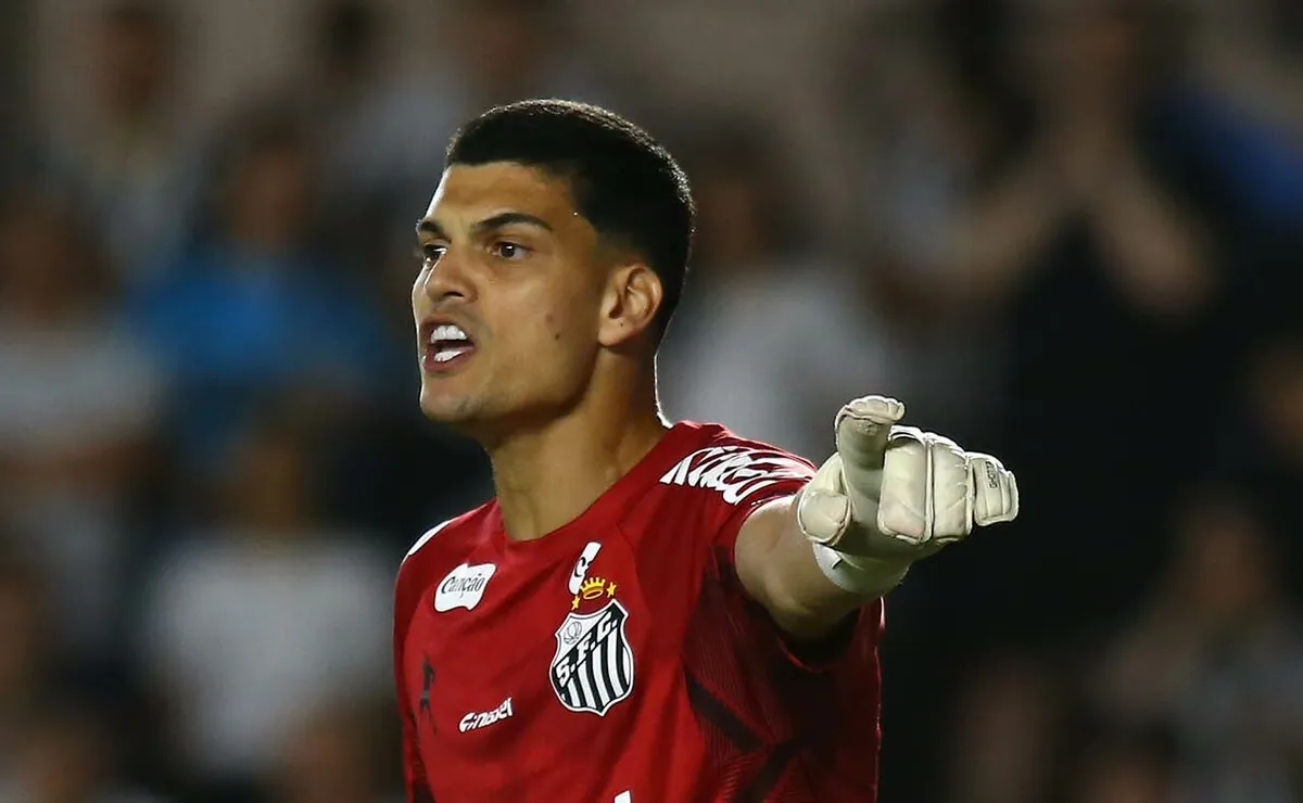 Gabriel Brazão ganha força para ser vendido pelo Santos para Europa, revela Vagner Frederico