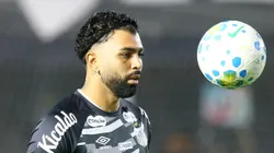 - Gabigol jogador do Santos durante aquecimento antes da partida contra o Atletico-MG