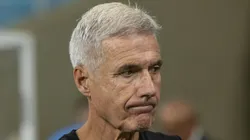 Luís Castro não será demitido pelo Grêmio.