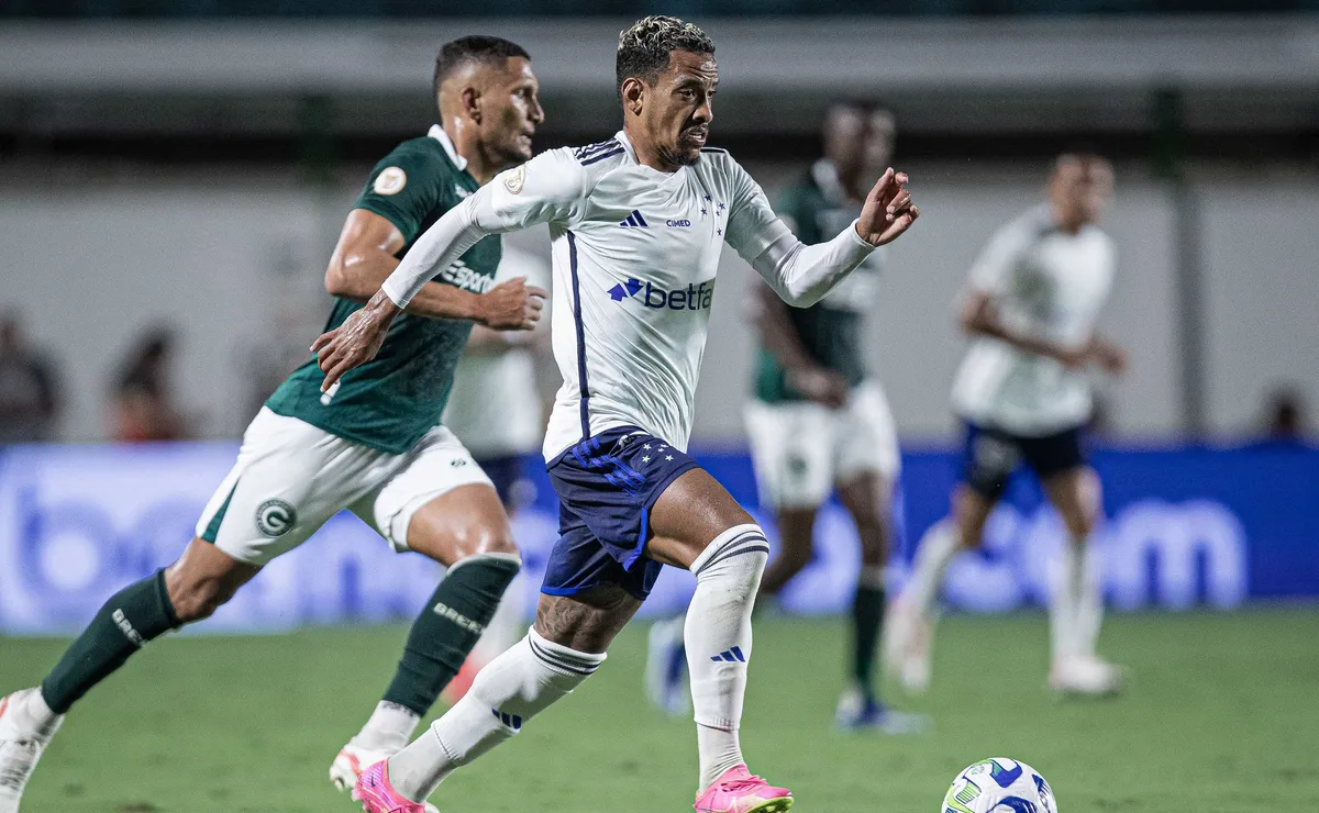 Goiás x Cruzeiro: onde assistir ao vivo, horário e escalações do jogo desta quarta