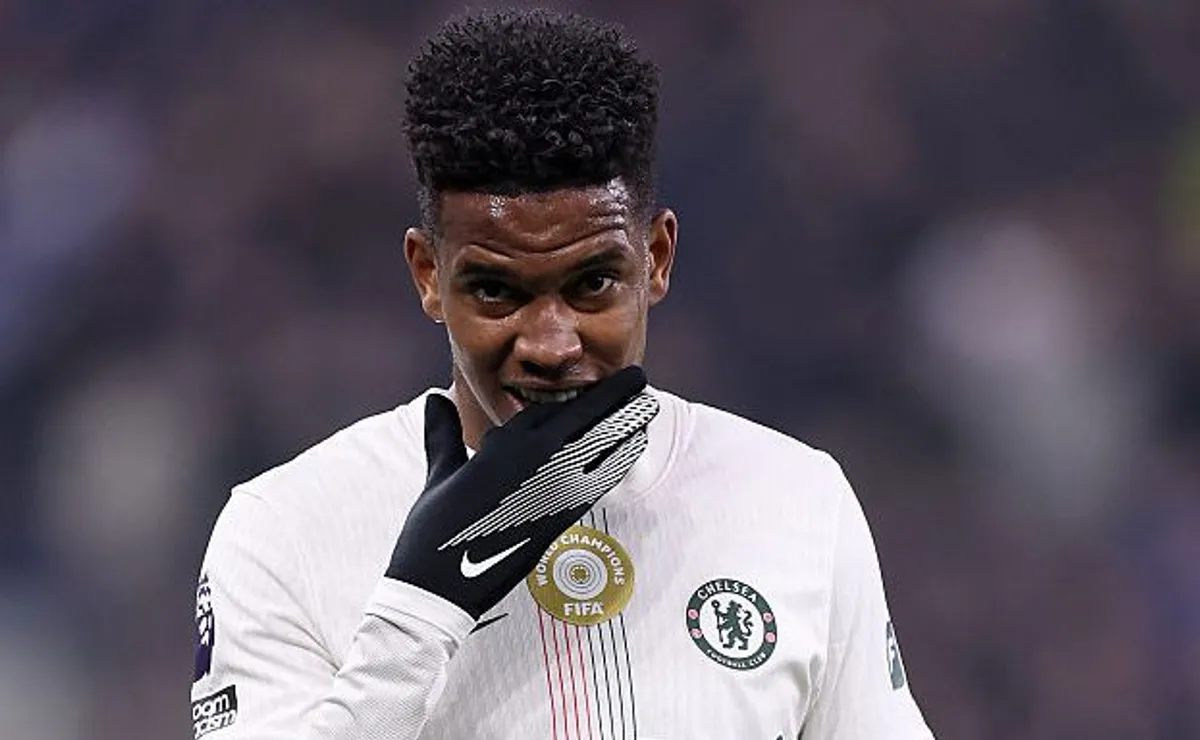 Histórico de lesões de Estêvão preocupa e amplia incertezas de Ancelotti sobre elenco da Seleção Brasileira