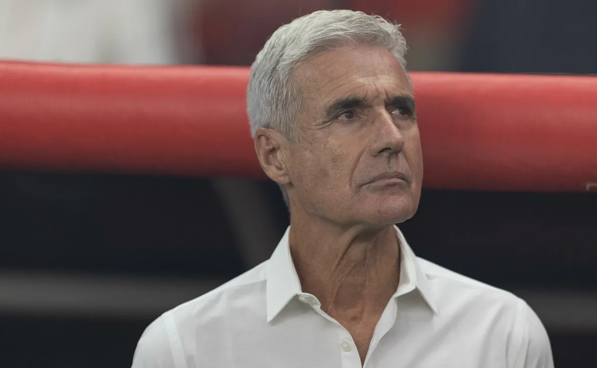 Renata Fan surpreende e defende permanência de Luís Castro no Grêmio: “Já mostrou muita competência”