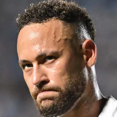 Na corrida pela Copa, Neymar vê rivais em alta na Europa