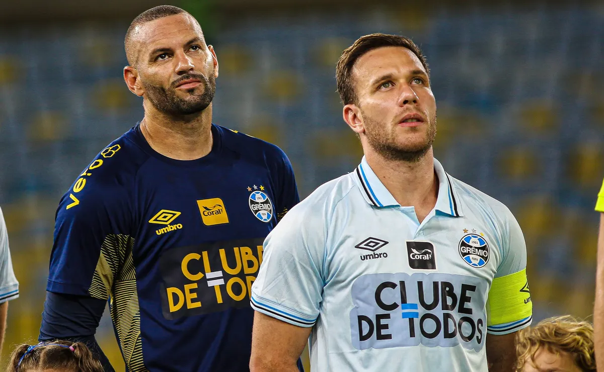 Grêmio agiliza reformulação, abre negociações e define primeiras quatro saídas para 2027