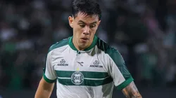 Lateral faz grande temporada - Foto: Robson Mafra/AGIF.