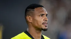 John durante partida pelo Botafogo em 2025.