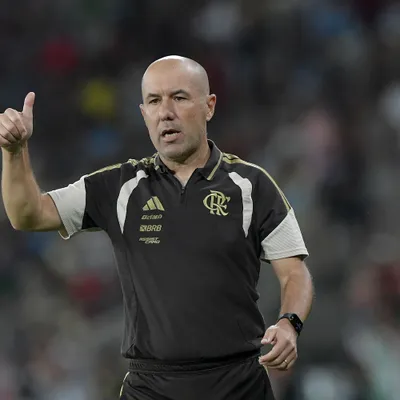 Jardim pode igualar melhor sequência de Filipe Luís pelo Flamengo