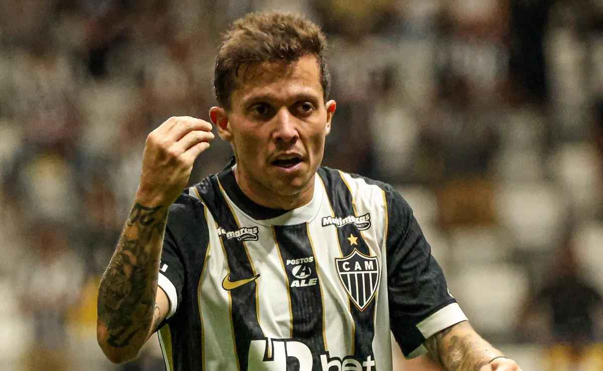 Bernard vira carta certa para deixar Atlético após a Copa do Mundo e pode voltar à Grécia, diz setorista