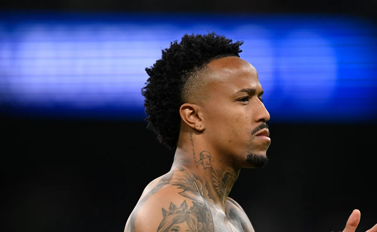 Éder Militão tranquiliza a Seleção Brasileira após susto e exames descartam problema grave