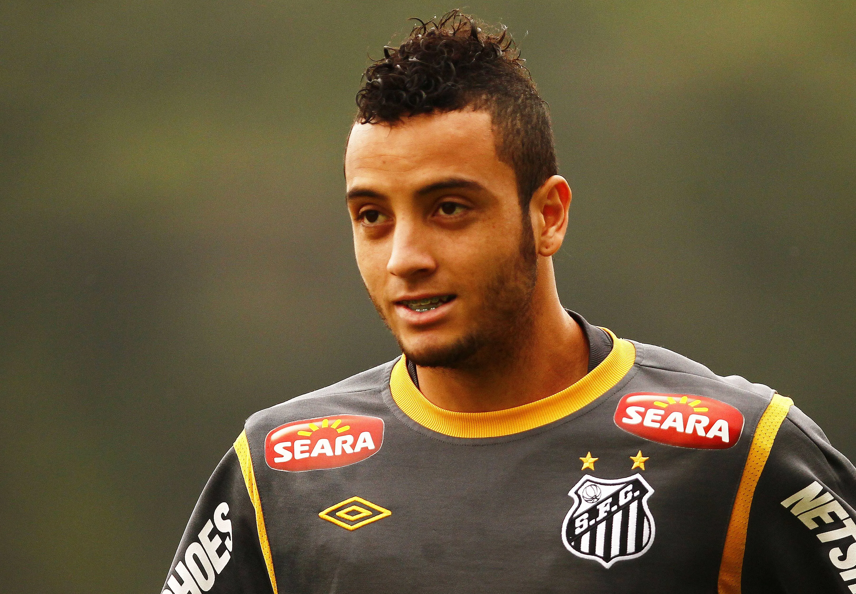 Felipe Anderson foi revelado na base do Peixe e conquistou a Libertadores em 2011 – Foto: IMAGO / Fotoarena