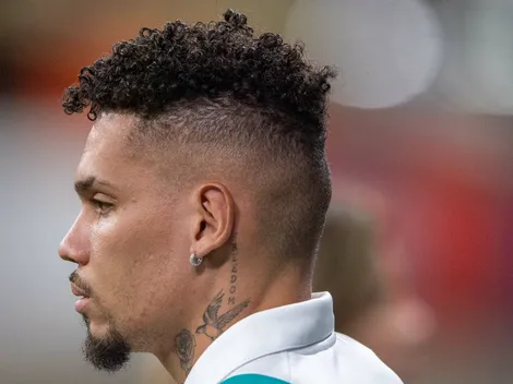 Paulinho não treinou com o elenco do Palmeiras nesta terça (21)