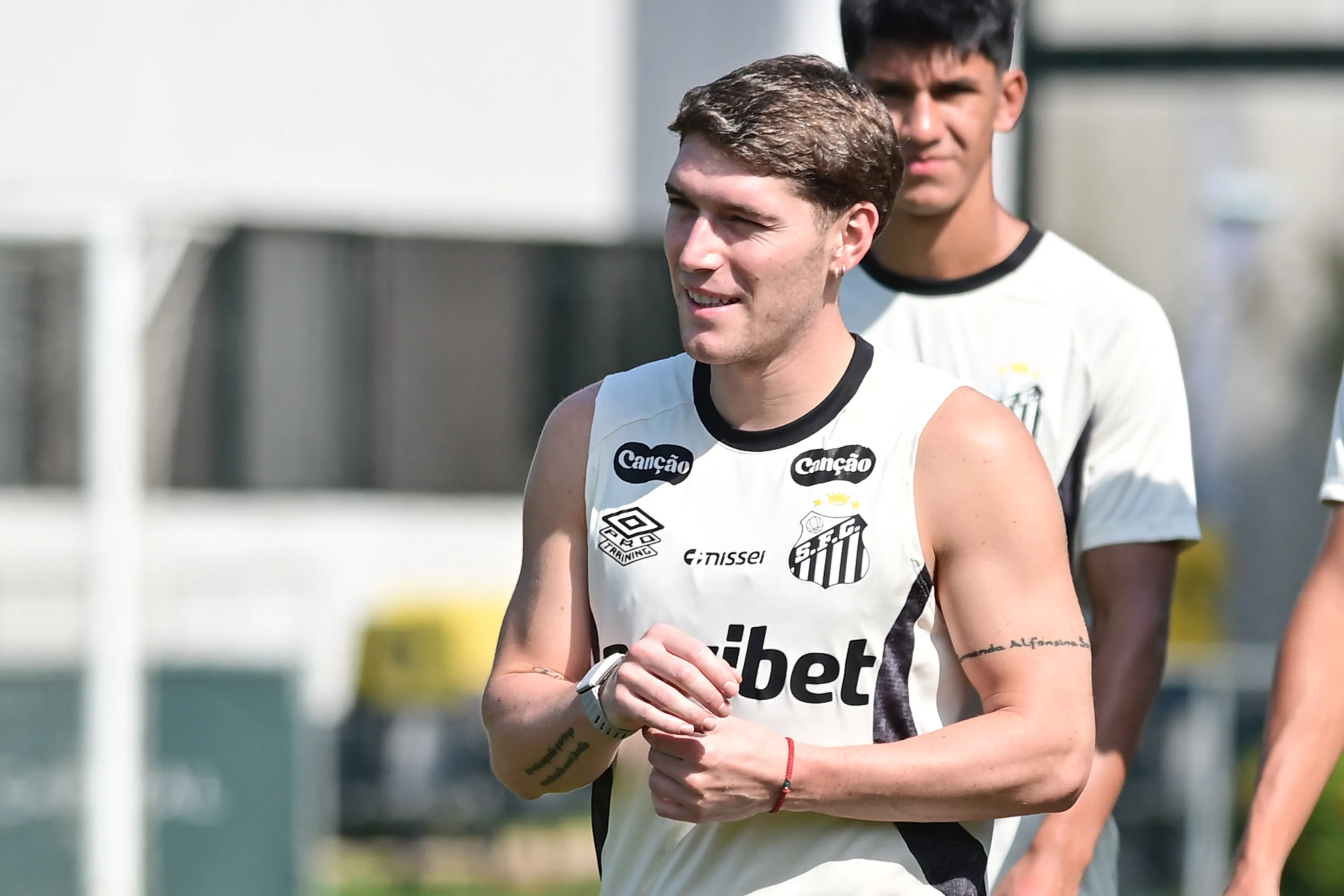 Rollheiser pode deixar o Peixe. Foto: Jota Erre/AGIF