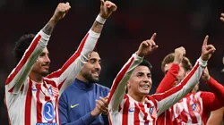 Thiago Almada e Jose Maria Gimenez do Atlético de Madrid comemoram a vitória após a partida LaLiga