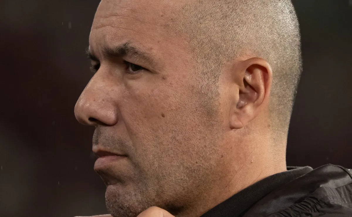 Jardim supera marcas da carreira no Flamengo e se aproxima de feito de Renato Gaúcho