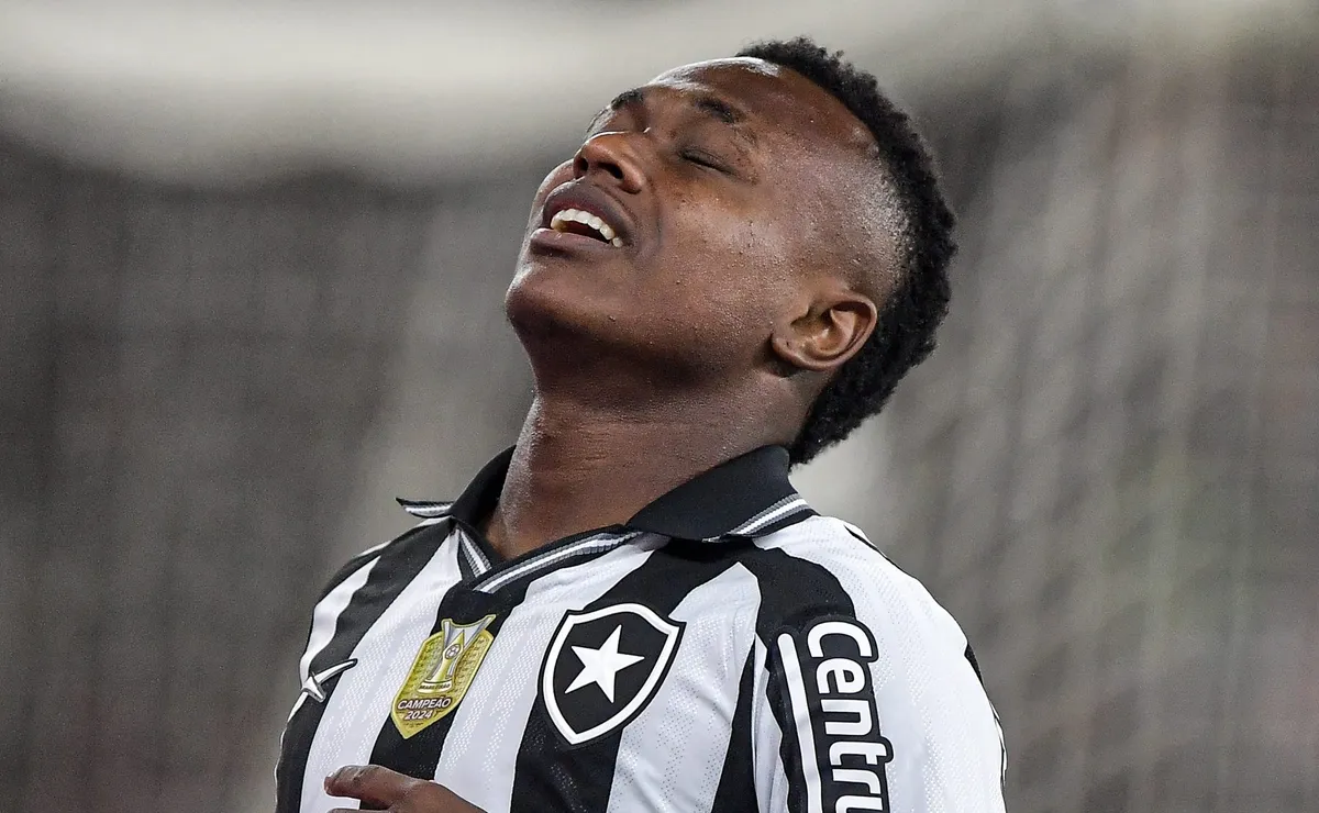 Franclim Carvalho explica ausência de Nathan Fernandes e faz revelação: “Se machucou na primeira semana”