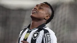 Atacante teve altos e baixos - Foto: Thiago Ribeiro/AGIF.