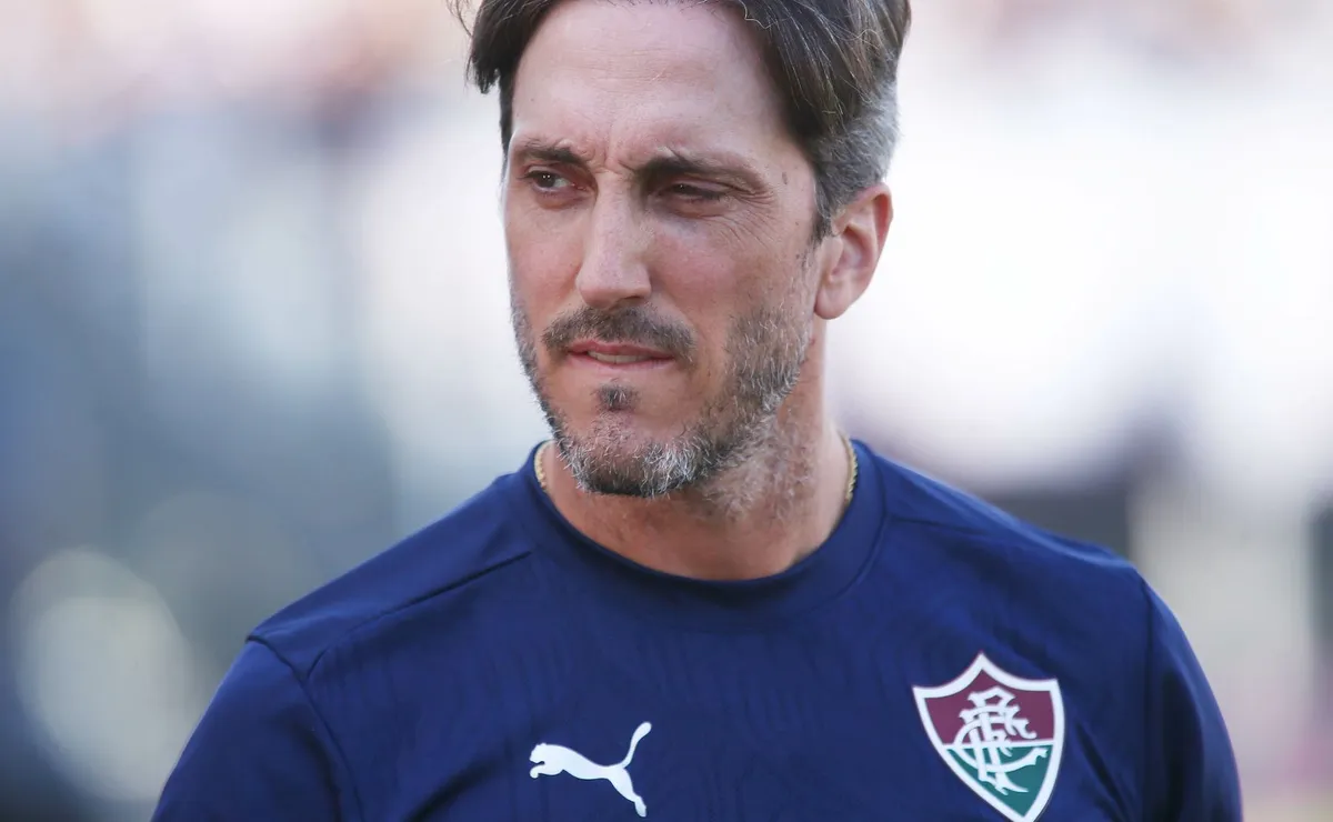 Zubeldía iguala Renato Gaúcho no Fluminense e números mostram vantagem no comando