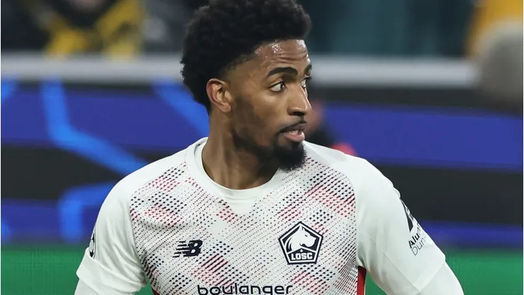 Jogador tem o futuro incerto - Foto: Christof Koepsel/Getty Images.