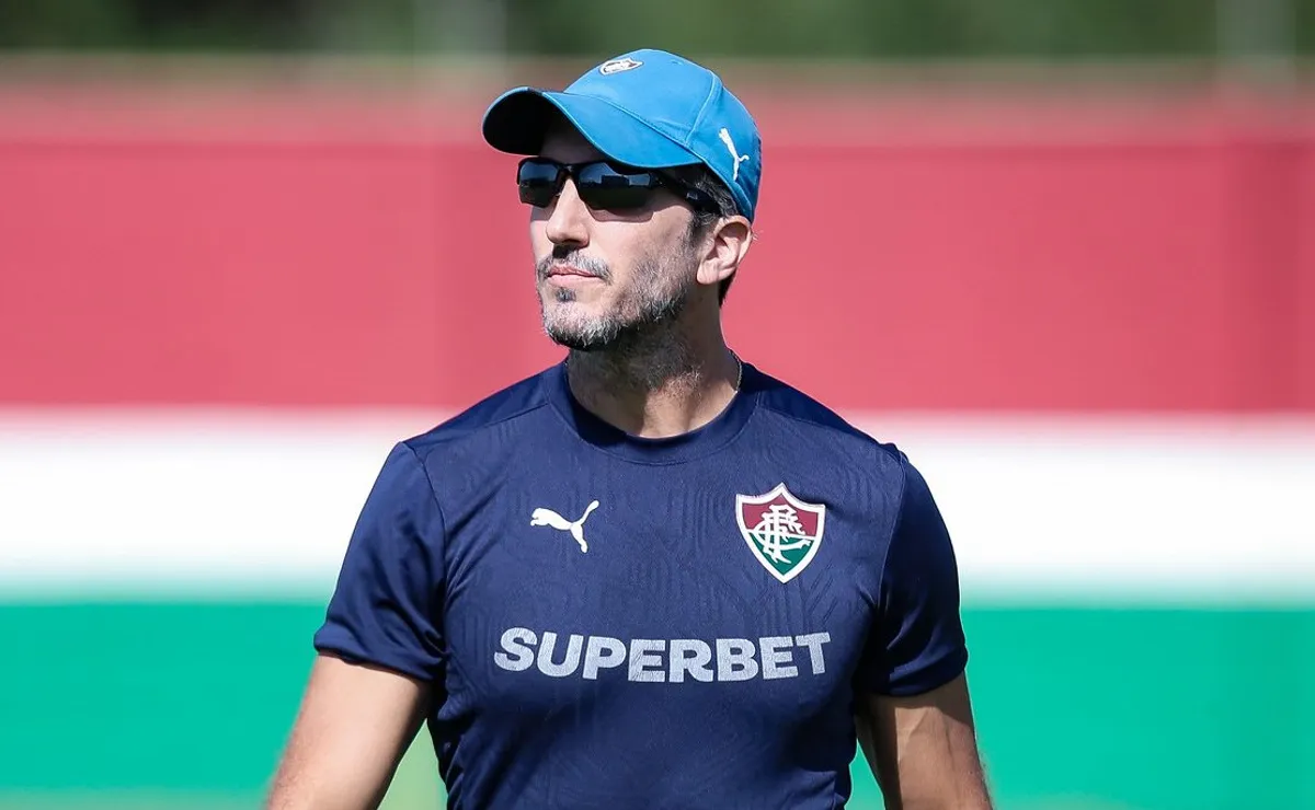 Zubeldía busca evolução defensiva no Fluminense após falhas