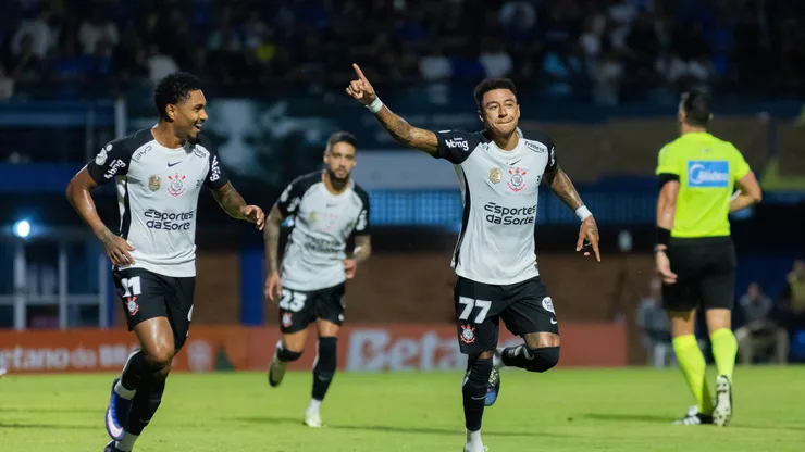Lingard marca pelo Corinthians e se torna primeiro inglês a fazer gol na Copa do Brasil - Foto Thiago Vasconcelos Dos SantosAGIF