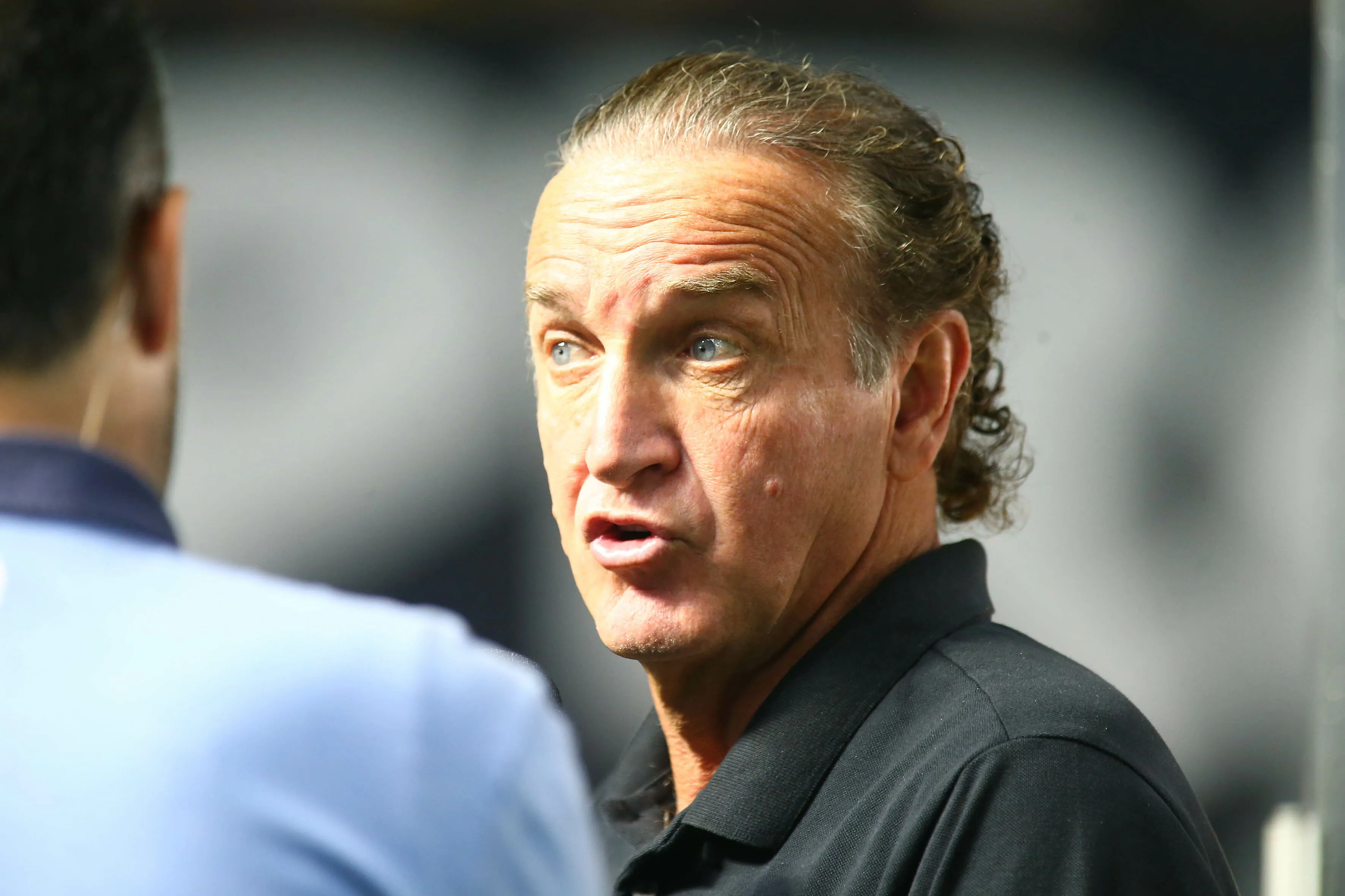 Cuca tecnico do Santos durante partida contra o Atletico-MG no estadio Vila Belmiro pelo campeonato Brasileiro A 2026. Foto: Mauricio De Souza/AGIF