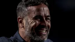 Artur Jorge ainda busca regularidade no Cruzeiro.