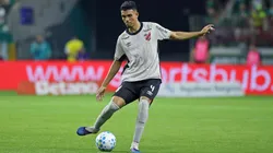 Arthur Dias (Athletico-PR) durante jogo contra o Palmeiras, no dia 19.04.2026. Foto: Action Plus Sports / Alamy