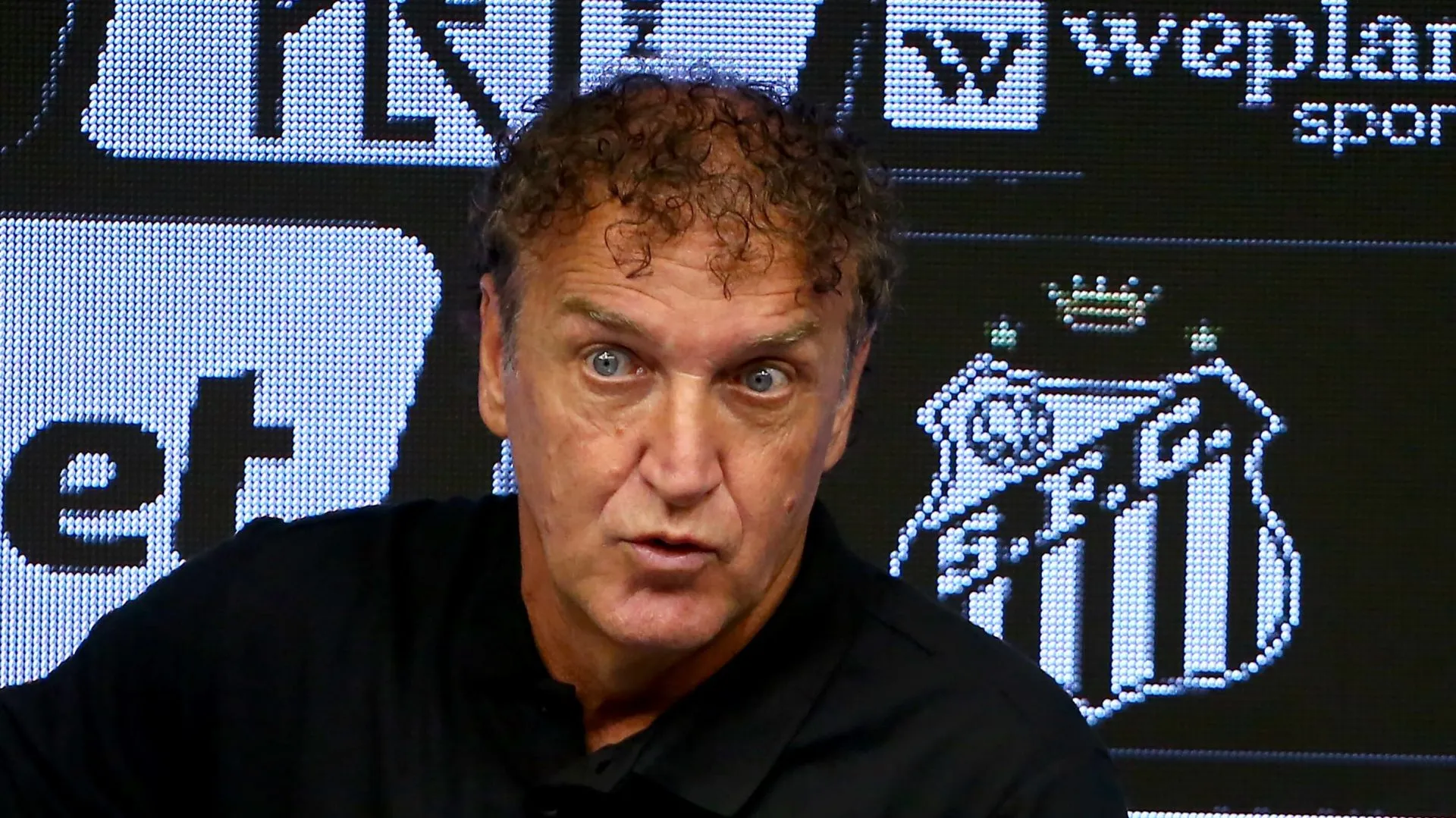 Cuca, treinador do Santos