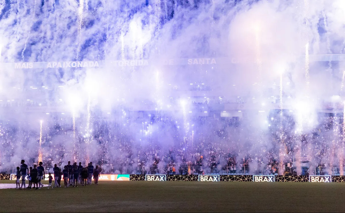 Fiel torcida lota a Ressacada e jogo entre Barra e Corinthians registra maior público da temporada