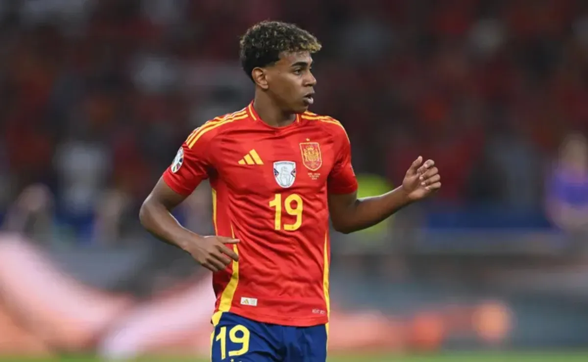 Lamine Yamal sofre lesão na coxa em jogo do Barcelona e vira dúvida para Copa do Mundo