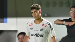 Gustavo Henrique jogador do Santos durante partida contra o Deportivo Recoleta. Foto: Jota Erre/AGIF