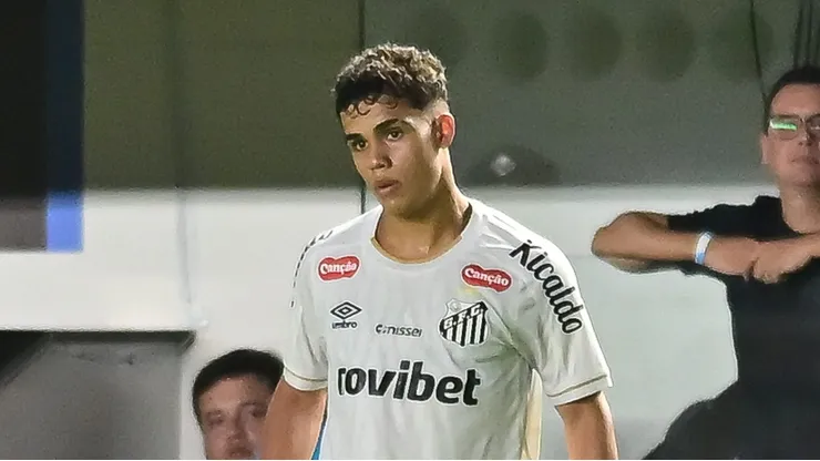 Gustavo Henrique jogador do Santos durante partida contra o Deportivo Recoleta. Foto: Jota Erre/AGIF