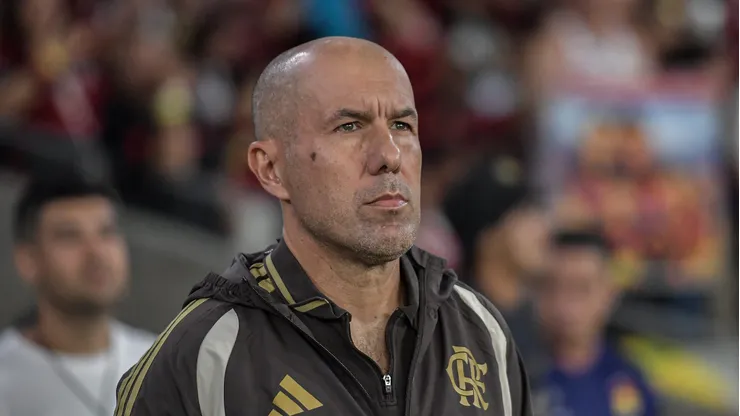 RJ - RIO DE JANEIRO - 19/04/2026 - BRASILEIRO A 2026, FLAMENGO X BAHIA - Leonardo Jardim tecnico do Flamengo durante partida contra o Bahia no estadio Maracana pelo campeonato Brasileiro A 2026. Foto: Thiago Ribeiro/AGIF