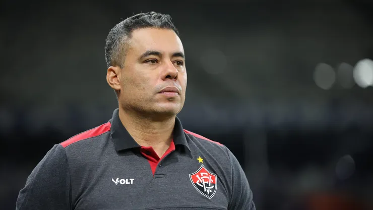 Jair Ventura, técnico do Vitória - Foto: Gilson Lobo/AGIF