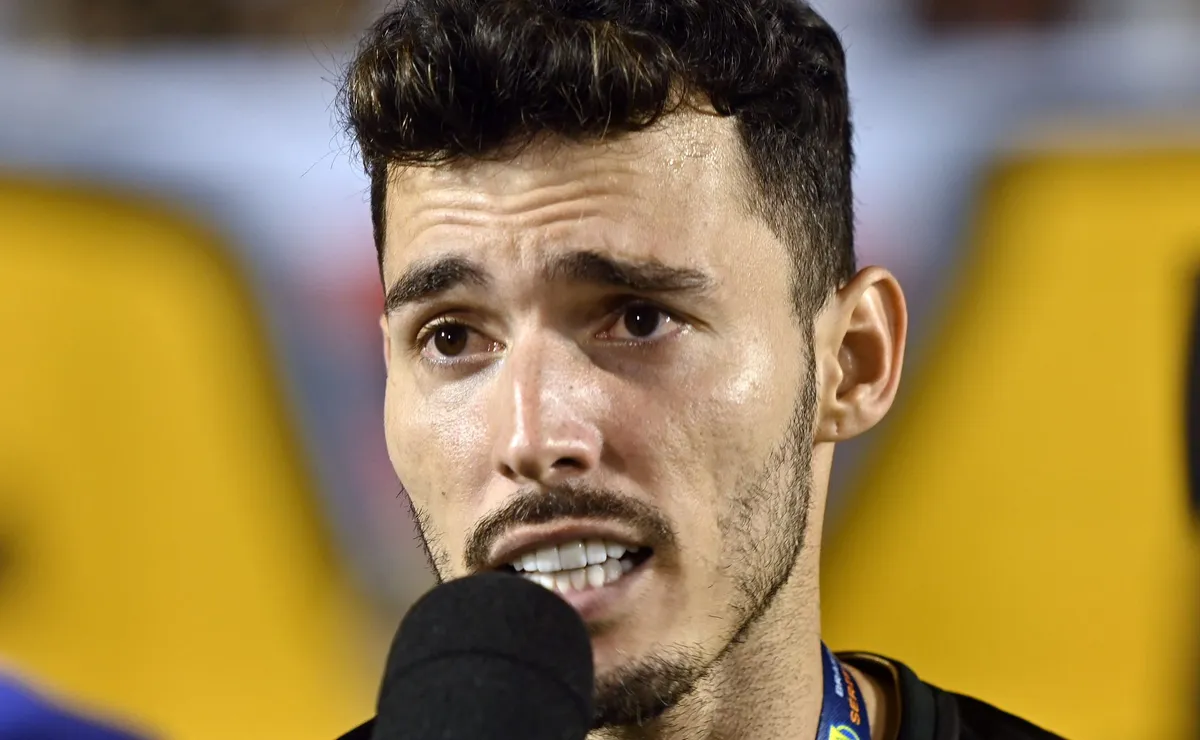 Zeca, ex-Internacional, critica segundo tempo do Athletic, aponta ‘vacilo’ na Copa do Brasil e projeta volta