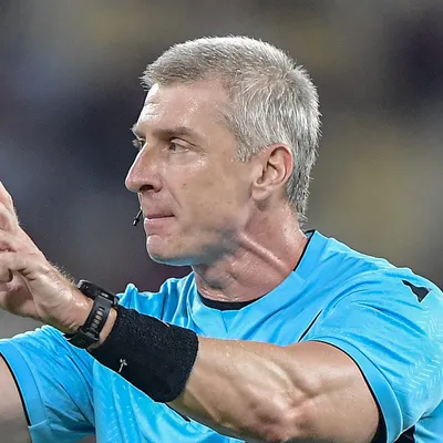 Vitória vai à CBF para protestar contra Daronco