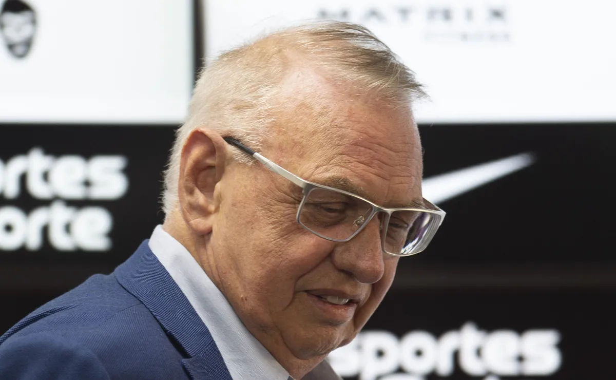 Corinthians antecipa R$ 70 milhões de patrocinadores e usa receita futura para pagar contas