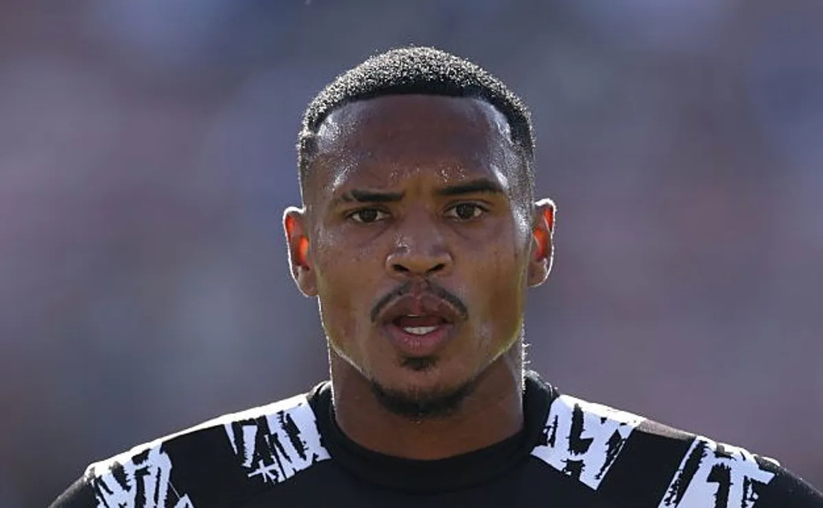 Cruzeiro tem concorrência por goleiro John e vê time turco e inglês entrar forte na briga