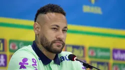- Neymar na Selecao Brasileira durante treino no estadio Mangueirao.