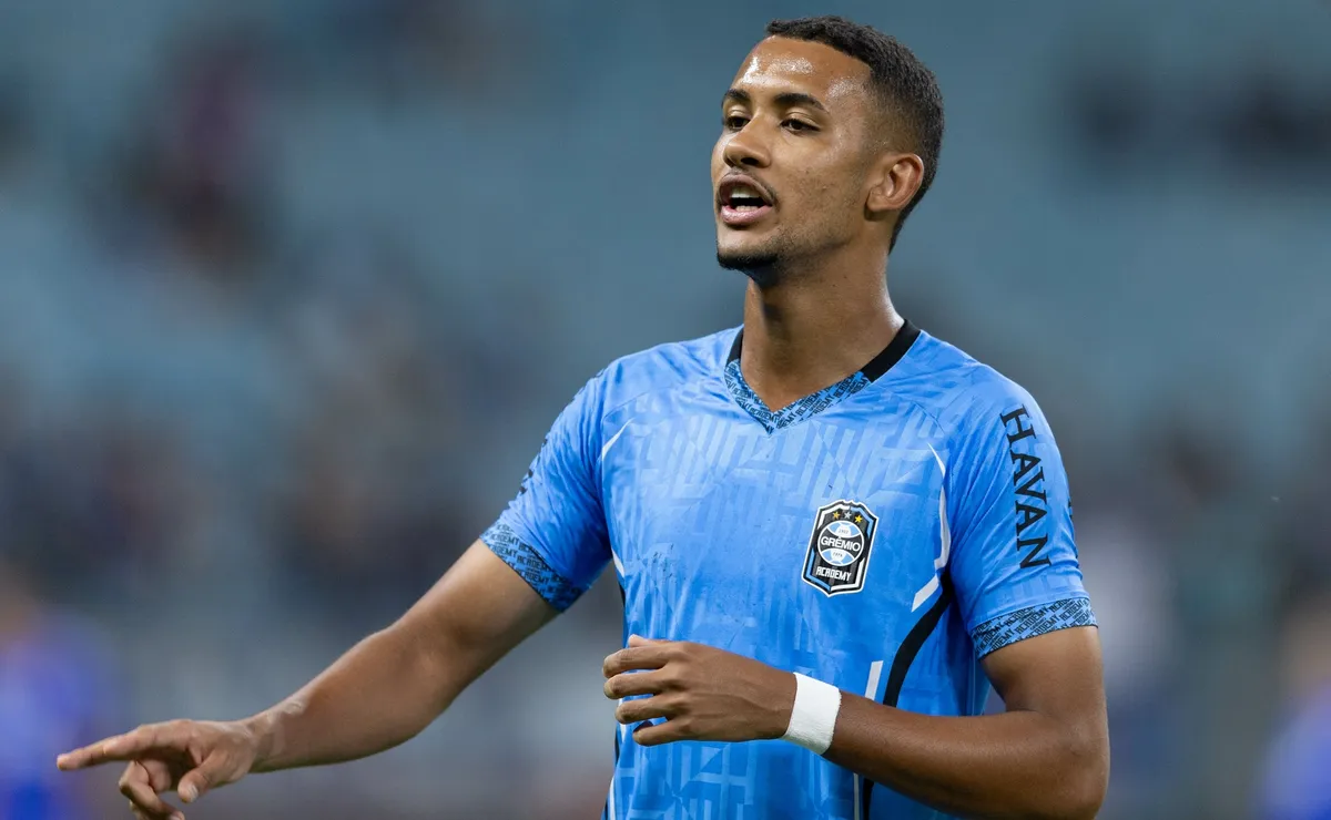 Grêmio deve receber nova investida de clube da Turquia por André Henrique, pouco aproveitado por Luís Castro