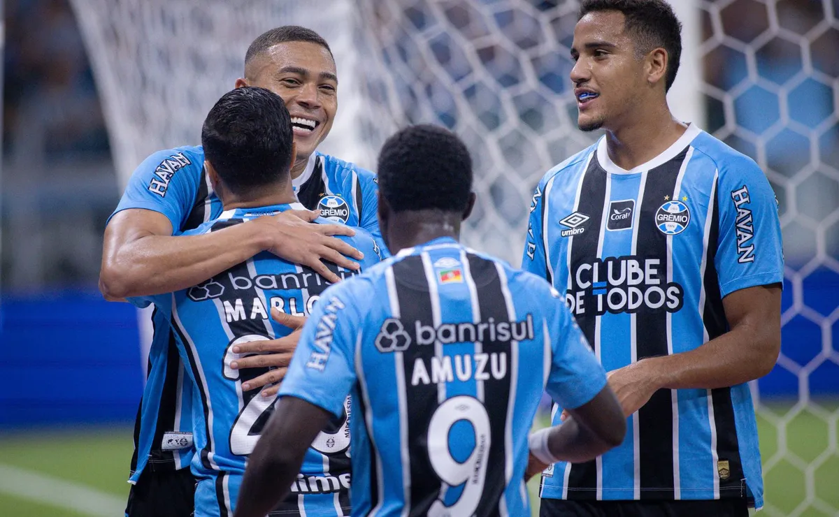 Carlos Vinicius e Amuzu repetem parceria de campeão e viram trunfo do Grêmio em 2026