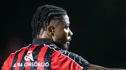 Marinho durante partida contra o Flamengo.